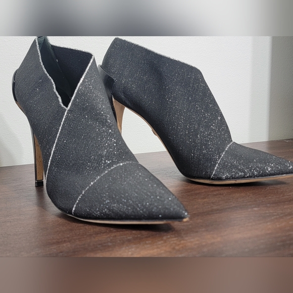 🤩Host Pick❤️Diane Von Furstenburg Canvas Black Bootie Heels Women's Size 10B - Picture 13 of 16